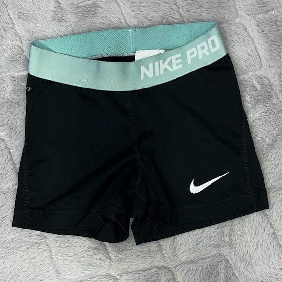 Nike Pants - Nike Pro Dri-Fit Compression Shorts